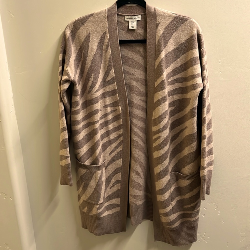 Super cute pattern, sweater cardigan!
